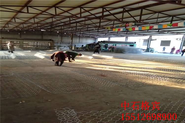 雙隔板雷諾護(hù)墊.jpg 雙隔板雷諾護(hù)墊.jpg